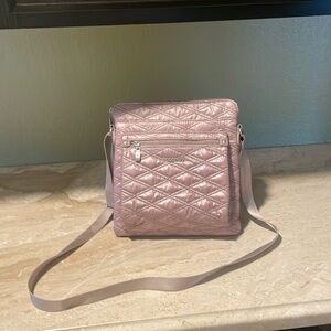 Baggallini Rose Metallic Quilt Crossbody